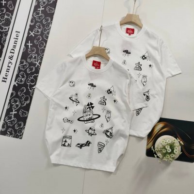 尺码Xs-L爆款推荐 Vivienne West Wood 西太后 薇薇安 土星个性涂鸦印花短袖T恤 2025年顶流爆款 无需多言 独家款式请勿抄袭 抄袭必究