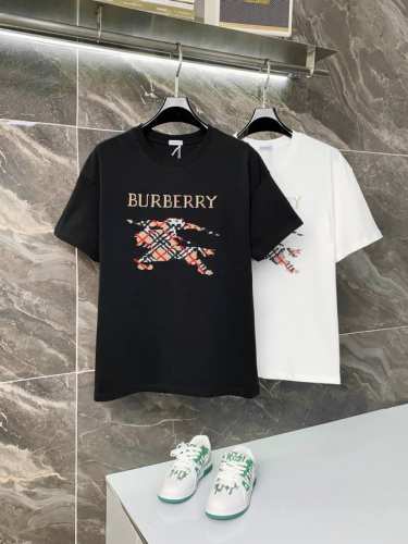 隔天到 Burberry 巴宝莉 高品质320克 战马绣花圆领短袖T恤 原版面料 官方同款 短袖T恤 同缸染面料 手感非常舒服 春夏最新砖柜同步 时尚又个性 超