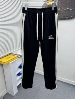 西太后 顶级货品 2025早春新款休闲裤！官网同步发售。品牌经典Logo休闲裤 ，定制面料，舒适度极好，手触感强烈。辨识度极高，完美品相工艺。 尺码：M-3Xl
