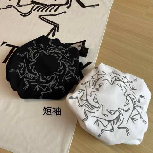 细节图 小红书爆款Arc'teryx # 始祖鸟两色反光万花筒3M反光男女同款短袖T恤。 Arc'teryx始祖鸟男女同款短袖T恤,Over Size宽松版型。