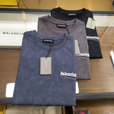 新品潮牌 Blca... 2025新款复古洗水潮牌短袖T恤 品牌时尚界的宠儿！ 男士短袖！材质用料讲究的同时 整体的设计颇具时尚感 今天推荐他家百搭经典款 胸前