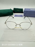gucci 古驰眼镜框素颜框 配全套包装 货号：款231-Gg0880 C3 银黑 被权志龙带火的眼镜太适合素颜啦，实至名归断货王！今年这么流行必须安排上呀 可