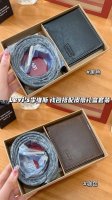 80 levi’S李维斯钱包搭配皮带礼盒套装 两色可选 棕色 黑色 ：送男友老爸首选！ ：迎合现代男性品味～ 如果说男士一定要拥一款皮带钱包套装 增添穿搭层次感