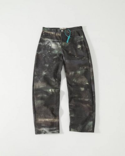 stussy Fw24 Big Ol' Jean Stenpat Camo 多口袋宽松徽标贴片休闲牛仔裤 男女同款 独创迷彩纹路 融合混凝土裂痕与丛林苔藓的Dn