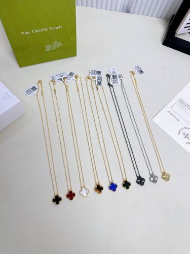 520情人节好礼～精工1：1精工版本，代购品质Van Cleef & Arpels 梵克雅宝Vca四叶草项链，白贝母白色四叶草项链 红玉髓红色四叶草项链 黑玛瑙