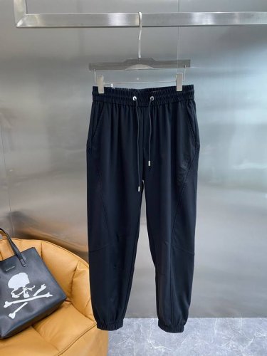 普家 高端定制 新款休闲裤精心设计、兼具舒适性和精致感的专属和系列，该系列包含舒适保暖、经典时尚一线 流线型裁剪实用百搭极具高端奢华感码数:M-3Xl 隔天