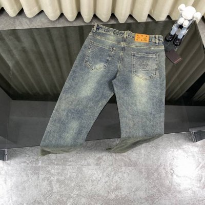 Louis Vuitton & 路易威登 Lv 24Ss新款钢印压花口袋修身牛仔裤- 进口原版水洗弹力面料 原版五金辅料装Logo，版型修身超正 档次极高 定制