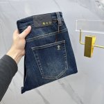 lv 路易威登 高端定制、2025早春最新款牛仔裤 柜台同步发售 原版定制复刻 客供五金辅料 原单品质 进口牛仔面料重工洗水 定制精品皮牌卡扣 做工走线精细 上