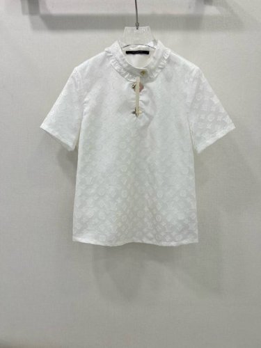 Louis Vuitto*25新款提花短袖衬衣 定制Yb进口提花材质 质感轻薄 品相十足 领口花边系扣调节装饰 增添造型层次感 通体立体四叶草字母提花肌理元素