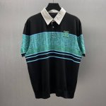 Lu珍珠条纹渐变短袖polo衫 Size : S- Xl 这款别致的橄榄球衫采用柔软的黑色棉质针织衣身 村衣上饰有一条鲜艳的提花横带，上面有蓝绿色 调的渐变效果