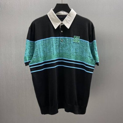 Lu珍珠条纹渐变短袖polo衫 Size : S- Xl 这款别致的橄榄球衫采用柔软的黑色棉质针织衣身 村衣上饰有一条鲜艳的提花横带，上面有蓝绿色 调的渐变效果