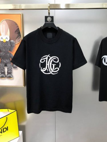 G*Venchy 纪梵希2025早春新款男士原单圆领短袖针织毛衣 柜台同步售卖 渠道货 高版本爆款 时尚百搭 提花Logo图案设计 定制进口天丝棉混纺面料 定制