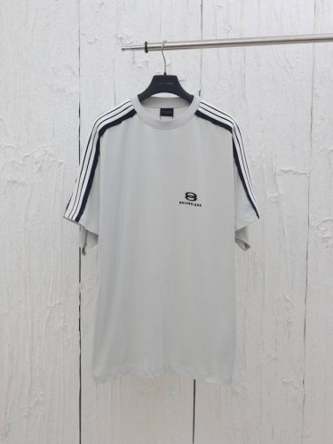 Balenciaga* 巴黎25新款破坏设计刺绣Logo双环宽松短袖 Size：1 2 3 4