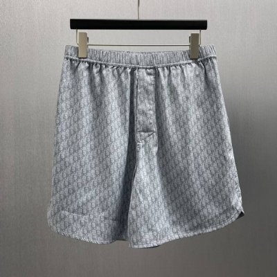 cd 蓝灰色桑蚕丝和棉质混纺短裤 Size S-Xl 这款短褲突量 Dior 経典的 Oblique 印花。采用藍色桑蚕丝和棉质混纺提花面料精心制作，运动风