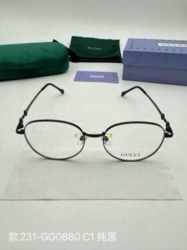 gucci 古驰眼镜框素颜框 配全套包装 货号：款231-Gg0880 C1 纯黑 被权志龙带火的眼镜太适合素颜啦，实至名归断货王！今年这么流行必须安排上呀 可
