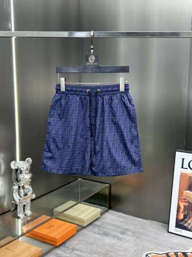 Fendi 主推夏季最新款 男士休闲短裤，沙滩裤，定制速干面料，质感软糯顺滑，不仅是沙滩上的霸主，即使体闲穿上街也是型得很，夏季百搭单品。男女同款 尺码：M-3