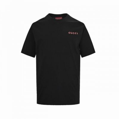 gucci 古驰 25Ss 粉色小标刺绣短袖 胸前小标高密立体刺绣Logo 原版1:1针织纯棉260克重面料 同色定制色织色染高密度螺纹 采用进口田岛高密度重工