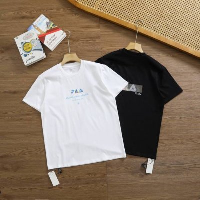 品牌：斐乐 Fila 尺码：M-L-Xl-Xxl-Xxxl 颜色：白色-黑色 类型：男士运动速干T恤 材质：230克运动户外科技棉 领型：正肩款圆领 袖长：短袖