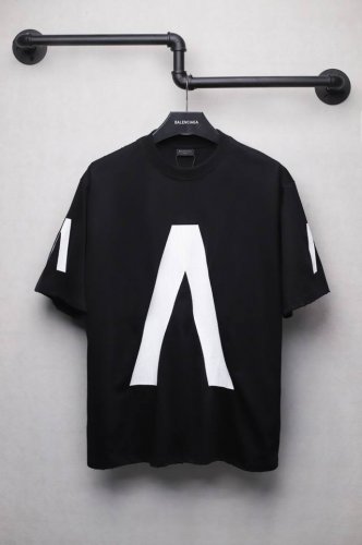 Aeniaa 音乐到V限定短袖T恤 克重240 工艺 洗水处理 椭圆机裂纹印花 数码直喷网点工艺 对位整齐 无毛边 进口环保浆料刮浆 效果立体 字母清晰 宽松版