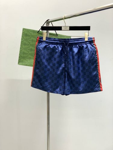 gucci 古驰，2025夏季最新品，专柜同步有售，原单狠货，时尚休闲短裤，进口原版面料，舒适透气，独特设计风格，顶级印花工艺字母图案Logo，原版五金辅料装饰