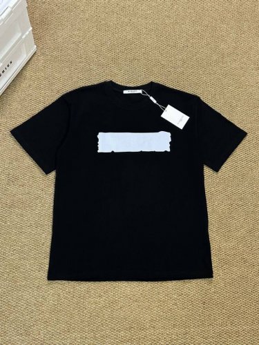 Givenchy 纪梵希 专柜品质夏季胶带涂鸦字母印花短袖T恤 颜色：黑色 尺码：S-Xl 原版面料高版本高品质 网红明星同款 原版定制面料 胸前Logo标识