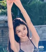 克罗心镶钻十字架双面项链 搭配必备 最高版本 细节满满 十字架侧面克罗心Logo以及925字样 项链尾部克罗心吊牌 克罗心最最经典的款式 百搭神器 可双面佩戴