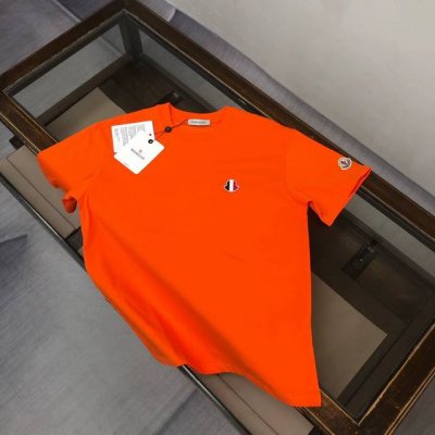 amon*Cler 蒙口 2025春夏最新款短袖T恤，男女同款定制专属纯棉面料，定制原版工艺螺纹，胸前定制Logo标点缀！简约大方，从容百搭，档次极高，完美融入