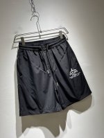 pra*Da普*达 2025春夏新款男士休闲短裤 高端品质之选 一款休闲裤兼备的百搭裤装 也是男士衣橱里不可缺少的搭配神器 属于实穿型的经典款式 整条休闲裤的设