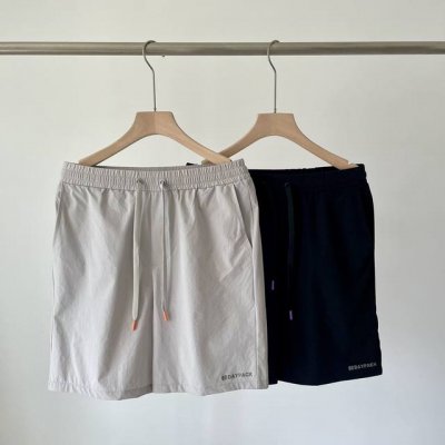 Kolon Sport可隆男士户外速干运动短裤 官W在售，很硬的一批货， 面料质感做工品相都相当完美，懂货的兄弟一眼就看的出...客供机能速干面料，具有很高的拉