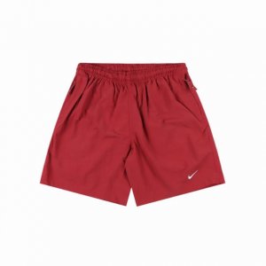 nike耐克夏季经典小勾子休闲运动宽松短裤 质感十足 简单的短裤细节非常复杂 上身的舒适性 透气性非常好 休闲 运动皆可 炎热夏季必备单品 Size:S-Xl