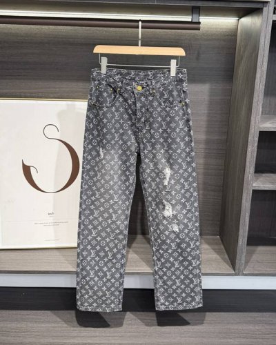 Louis Vuitton 路易威登 Fw22 满印老花小红人牛仔长裤 专柜同款Louis Vuitton Lv Fw22满Logo老花牛仔裤，官方指导价高高在