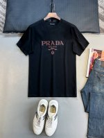 pra25Ss春夏新款平纹针织棉布圆领短Tee，男女同款红白色立体胶印标识休闲套头短袖T恤衫！贸易公司渠道稀出，领先官网发售！p家全新热门短Tee奉献，时尚前卫