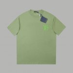 LV 25Ss早春新款 植绒印花Lv字母短袖 轻奢主义 男女日常通勤穿搭必备单品 正确版本 欢迎对比 详细特征 320克 % 纯棉双纱汗布面料 同缸定染特种加粗