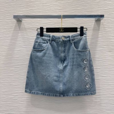 Chane* 2025Ss季新品 怀旧感系列 做旧效果素颜牛仔 高颜值 全系列出品 百搭无烦恼 就是很干净的感觉 人手必备 真的很赞 手感很舒服的洗水牛仔棉 做