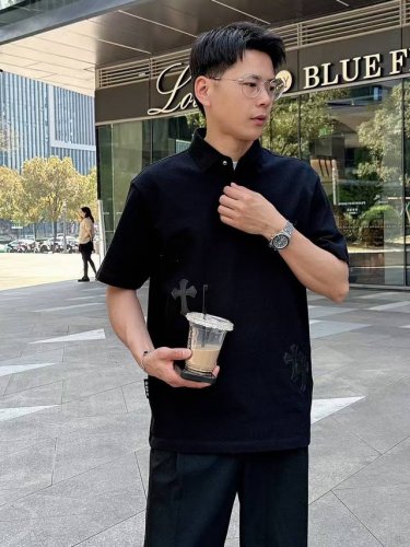 Jf58060克罗家polo系列 季度：2025春夏 颜色：黑色 白色 尺码: M-4Xl 版型：微阔版型 克重：220克重 珠地莫代尔polo 成份：100%