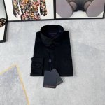 路易威登Lv春夏新款男士长袖衬衫，贸易公司渠货源，纯正血统臻品，高奢顶尖品鉴心水之物，整体的形态设计巧妙融入了东方美学元素，色彩颜色的设计，极简主义基调，将都市