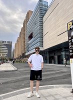 8110# Balenciaga 22Ss夜光系列 最高版本，双B手绘运动短裤。 活性环保细毛圈纯棉卫衣面，360G双股双纱，手感舒适。裤身采用双B专属Logo