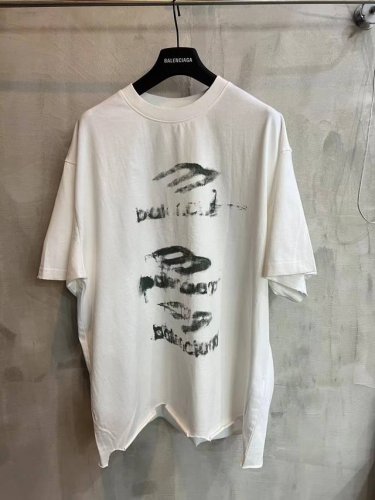 1216#P110 balenciaga新款短袖T恤.白墨直喷涂鸦印花.水洗下摆手工割破.宽版版本.男女同款 颜色：黑色.白色 码数：1.2.3.4