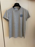 cc Chane新款短袖 面料采用莫代尔棉 贴身又柔软 上身凉感透气 运动日常穿着都可 时髦精们人手一件 尺码 Sml