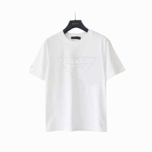 实拍细节图+尺码表 Prada~普拉达 经典凹凸压花工艺圆领短袖 潮男潮女时尚，无论是上身舒适度还是都是无可比拟的存在，可以说是夏日必备 独家270G定织定染高
