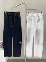 vivienne Westwood西太后独家专供新款 休闲裤 高端版本！专柜定制面料 透气舒适度高，细节无可挑剔，品牌元素设计理念，体现高品质。手感细腻柔软！呈