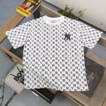 款号：Yy902 高版本 2025新款Mlb洋基队Ny经典刺绣小标Logo满印字母图案休闲情侣短袖T恤，选用了260克双纱爽滑棉面料制作而成。精细的做工和清晰的