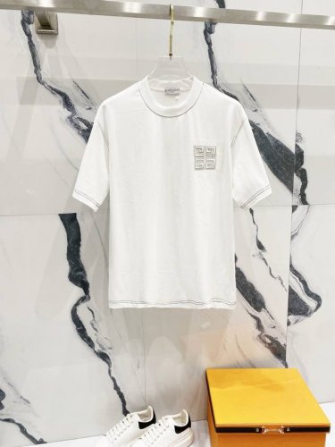 Givenchy Gvc纪梵希 320克圆领短袖T恤 皮标品牌Logo刺绣标识走线设计 官方同步 1:1原版开模 时尚个性 百搭潮流 纯原品质 原版洗水面料 吊