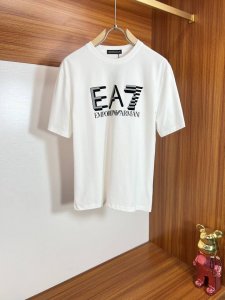 P180Armani 阿玛尼 2025年春夏新品上新 三标齐全 圆领短袖T恤 好货不用过多介绍 看细节 专柜码数：M-Xxxl 175 140建议L