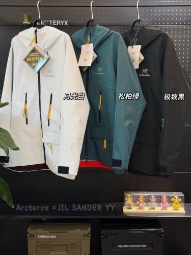 490 款号K80 （只代发 包邮） arc鸟家Xjil联名三色始祖鸟冲锋衣滑雪服 独家无美颜无滤镜实拍 文案不吹牛B 实事求是 货绝对一级棒！ 小羊皮版本！顶