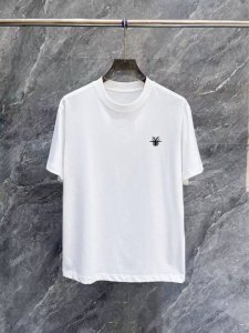 迪奥 2630Ss新款短袖T恤 定制进口原版丝光面料 经典Logo设计 简单大方得体 时尚不失个性 上身休闲随性 内搭单穿皆可 彰显大牌气质 尺码 M 3Xl