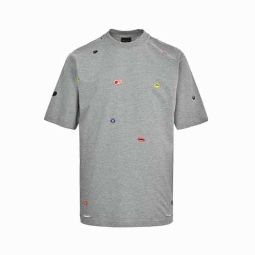 Balenciaga 巴黎世家 水果贴纸印花短袖 面料采用巴黎Zp定织定染全棉双纱。克重260克，布面干净.布纹清晰，柔软舒适。螺纹釆用定染无色差。图案印花釆用