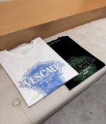 范思哲 重磅推荐！2025Ss夏装新品 专柜在售 最新系列图案Logo短袖T恤 必须人手一件的节奏！进口顶极高密度100%丝光棉面料，极为亲肤舒适 摸上去非常的