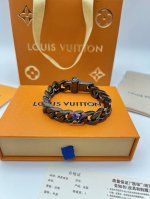 Lv路易威登宽版古巴磁扣黑手链 原版开发 代购版本 对版专柜 全套包装 弄潮必备款号M68907 官网1 Louis Vuitton 2054 Rainbow