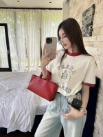 新品上新 Prad* 普拉达 字母印花短袖 高级定制 新款发售普拉达25Ss新款短袖 复古Logo印花 盛夏首选 永远不会过时的经典款 尺码: Sml S80-